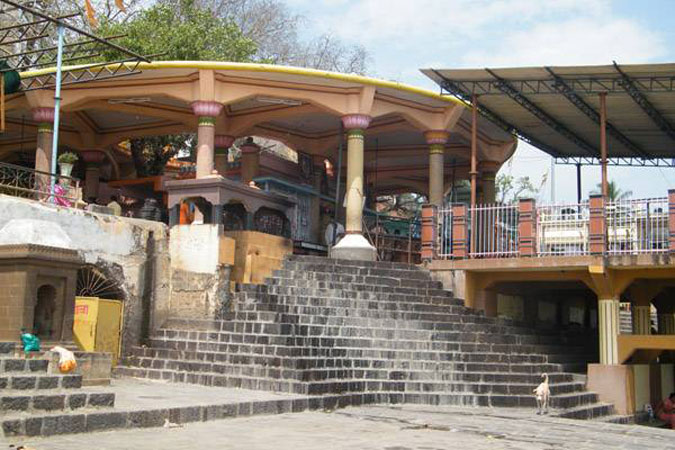 narsobawadi-temple